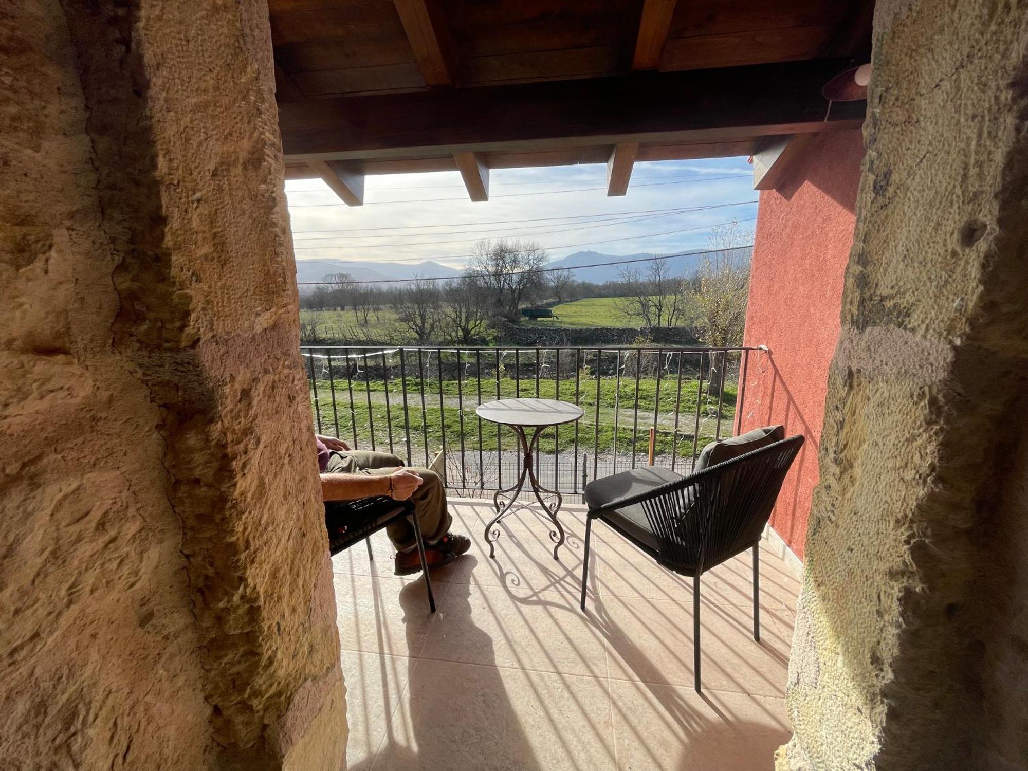 La Casa Del Cantero Pinilla del Valle Buitenkant foto