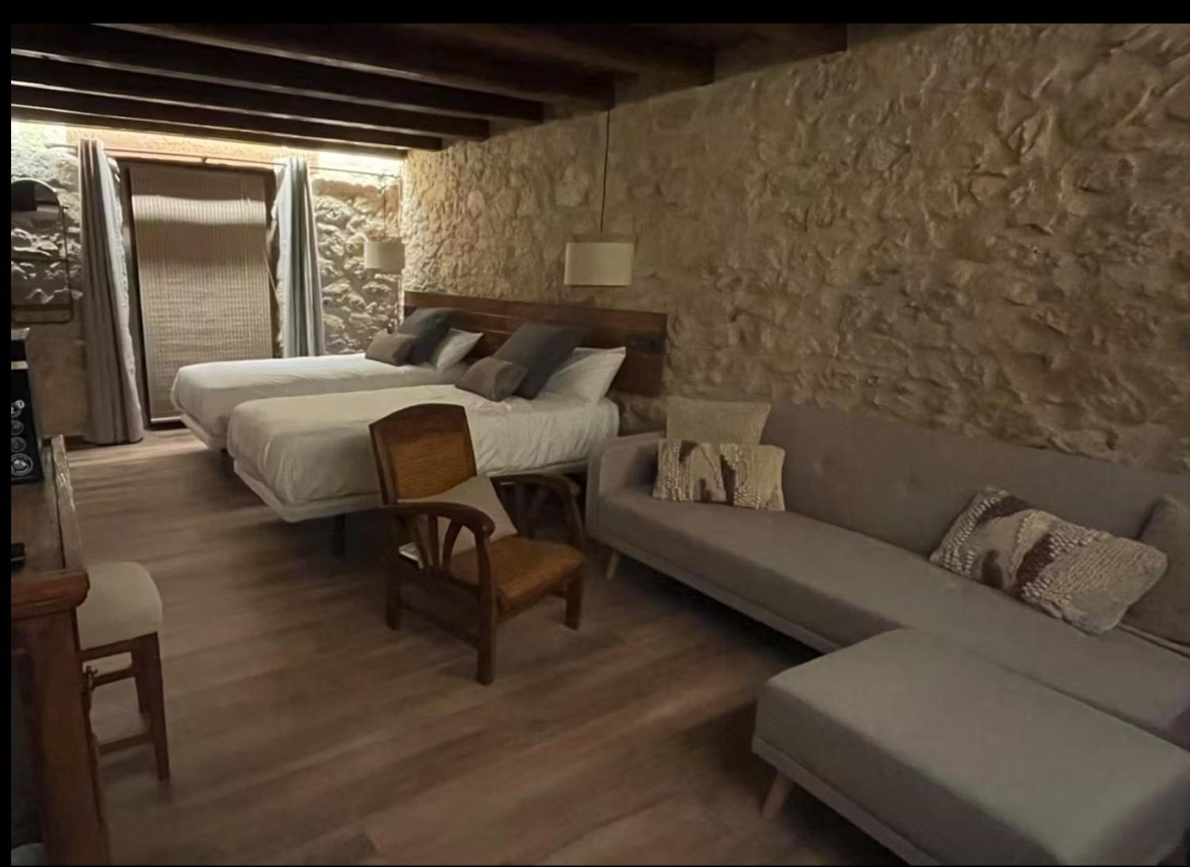 La Casa Del Cantero Pinilla del Valle Buitenkant foto
